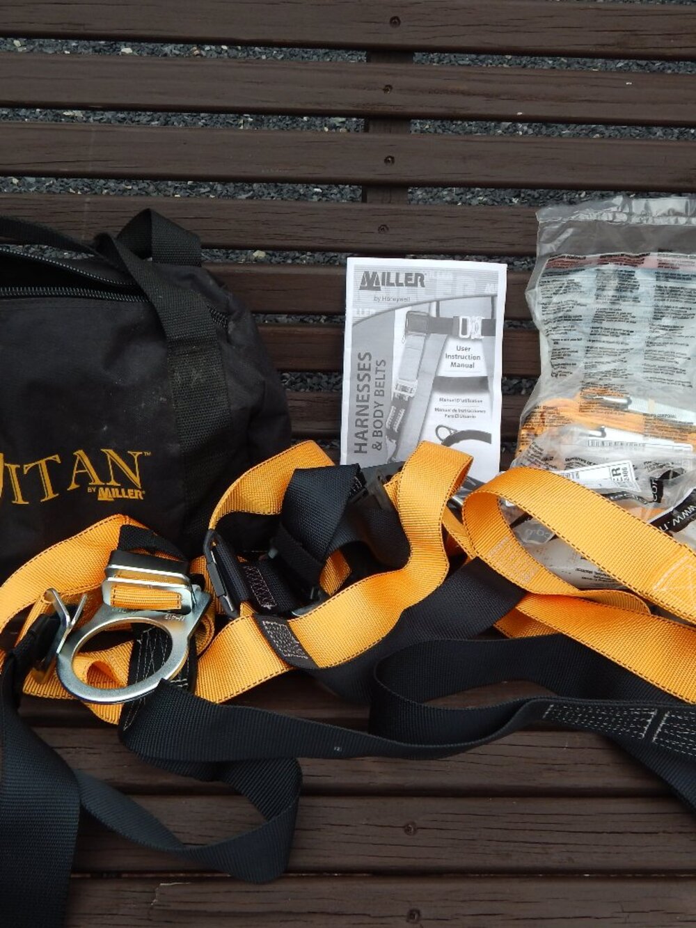 Miller Titan Body Harness & Safety Straps w/Extras In Carry Bag ***